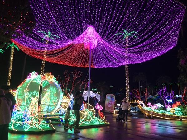 東南植物楽園エントランス付近